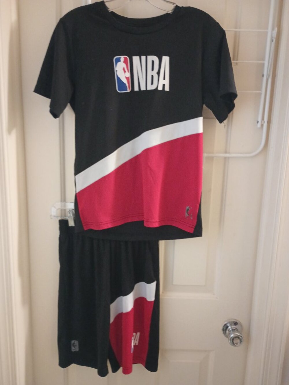 NBA boys L Basketball Jersey shirt and Shorts Set